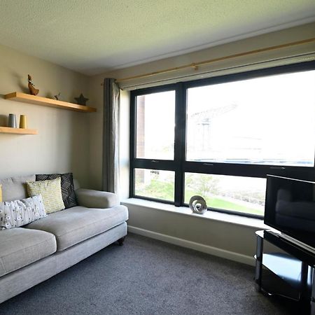 Sec/ Hydro Two Bed Flat With Free Parking And Great View Lejlighed Glasgow Eksteriør billede