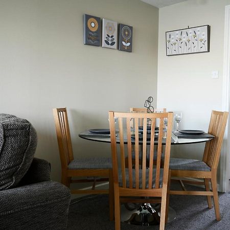 Sec/ Hydro Two Bed Flat With Free Parking And Great View Lejlighed Glasgow Eksteriør billede